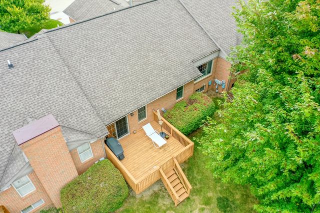 40049 Rolling Green Court, Canton Twp, MI 48188