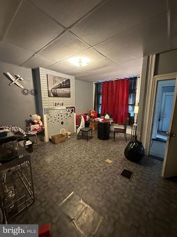 3259 RIDGE AVE, Philadelphia, PA 19132