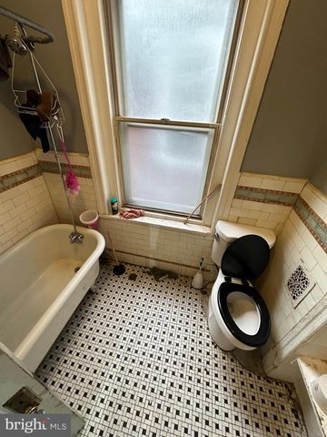 3259 RIDGE AVE, Philadelphia, PA 19132