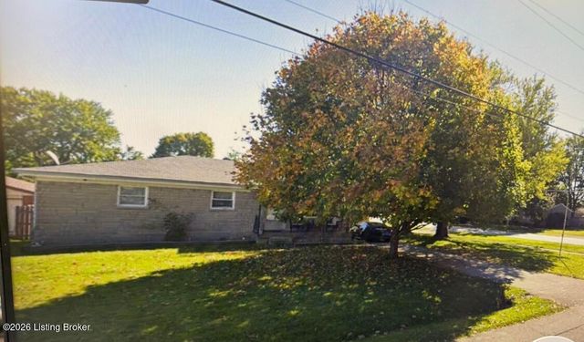 9721 Caven Ave, Louisville, KY 40229