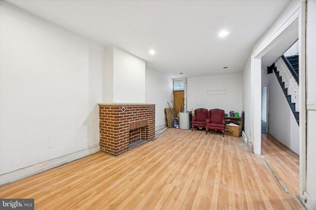 182 W FISHER AVE, Philadelphia, PA 19120