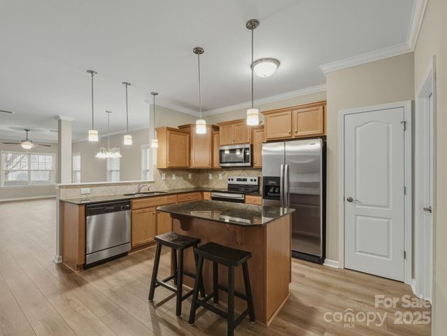 5164 Crystal Lakes Drive, Rock Hill, SC 29732