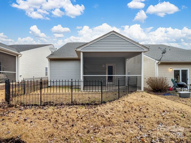 5164 Crystal Lakes Drive, Rock Hill, SC 29732