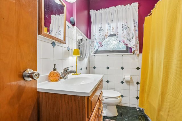 2670 Wisconsin Avenue, Des Moines, IA 50317