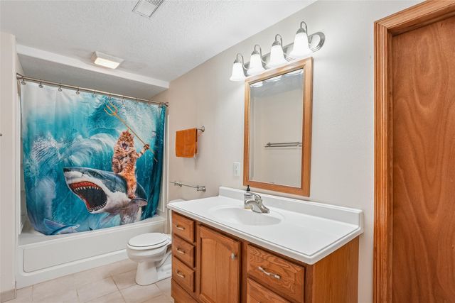 2670 Wisconsin Avenue, Des Moines, IA 50317