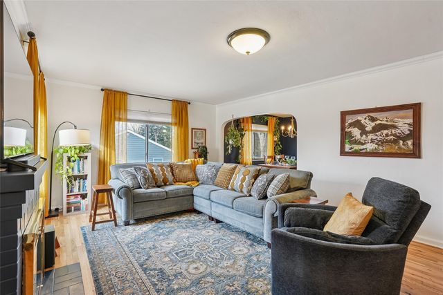 2670 Wisconsin Avenue, Des Moines, IA 50317