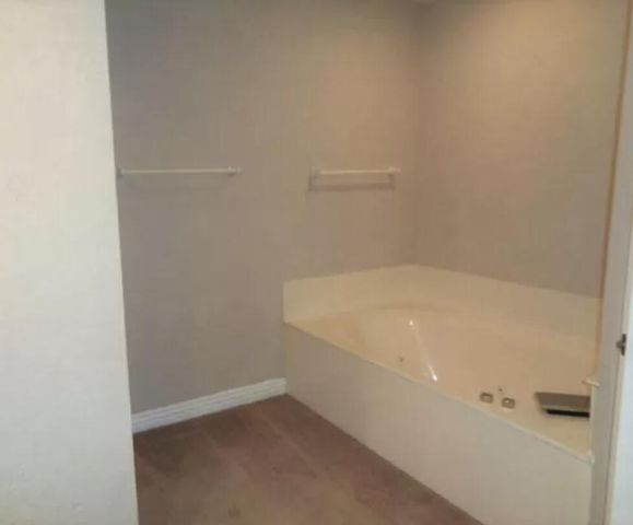 106 Oxford Drive, 6-4, Branson, MO 65616