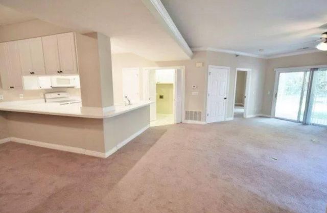106 Oxford Drive, 6-4, Branson, MO 65616