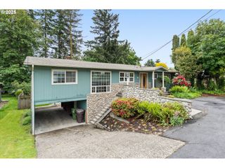 1302 SPRUCE St, Longview, WA 98632
