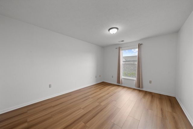 1755 Weatherstone Drive, Ann Arbor, MI 48108