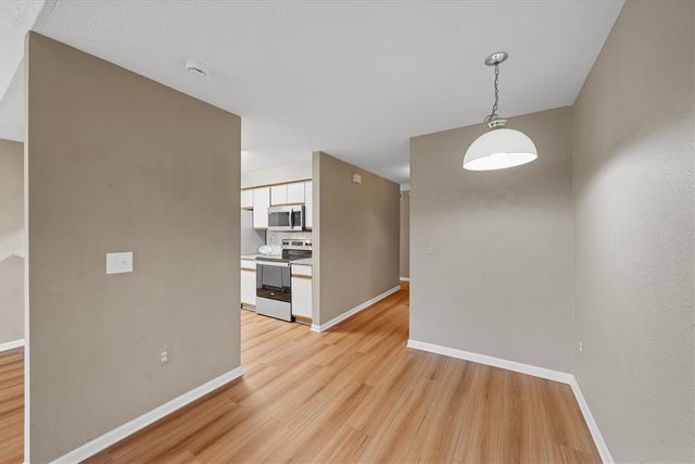 1755 Weatherstone Drive, Ann Arbor, MI 48108