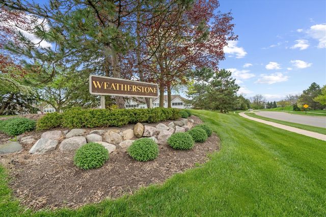 1755 Weatherstone Drive, Ann Arbor, MI 48108