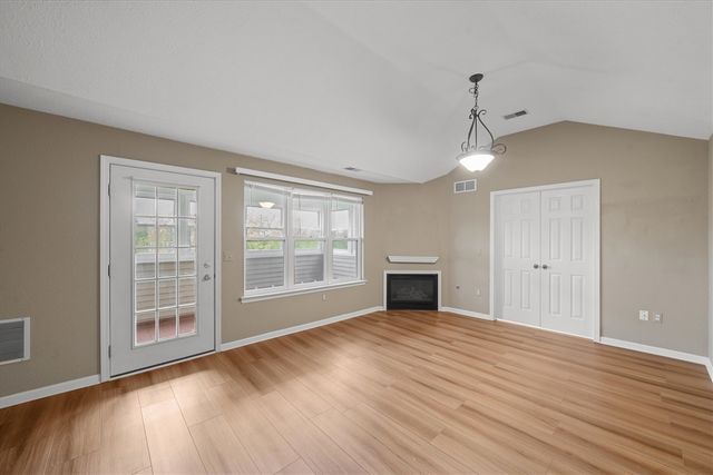 1755 Weatherstone Drive, Ann Arbor, MI 48108
