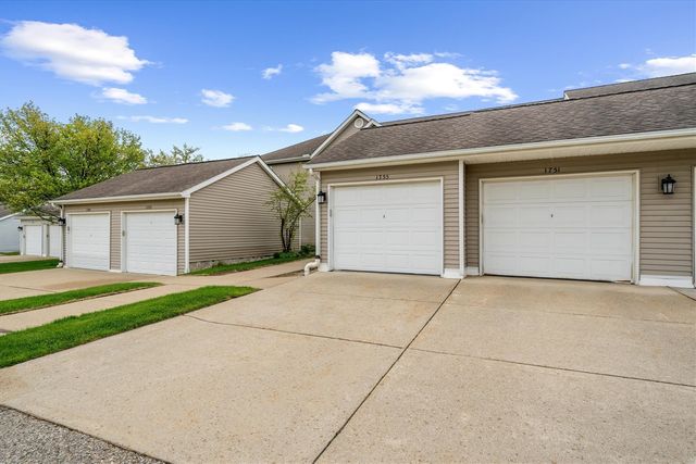 1755 Weatherstone Drive, Ann Arbor, MI 48108
