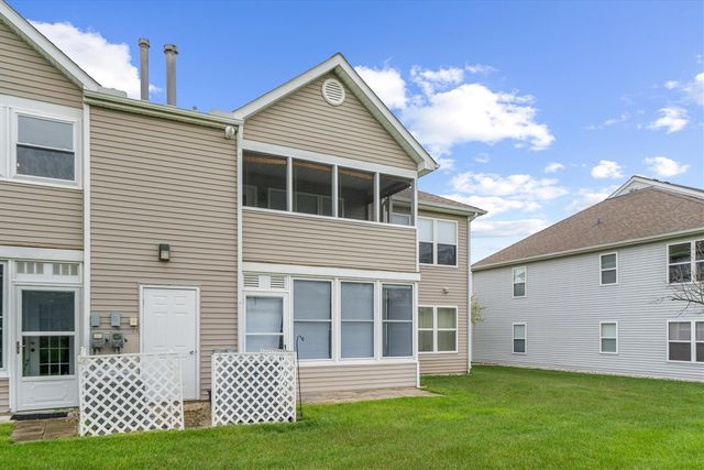 1755 Weatherstone Drive, Ann Arbor, MI 48108