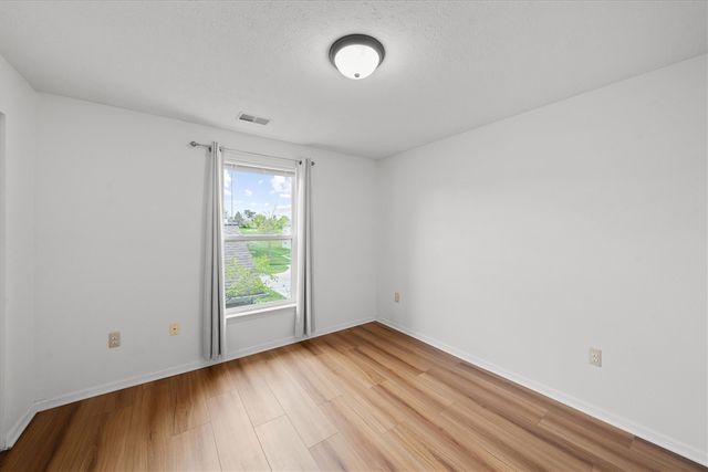 1755 Weatherstone Drive, Ann Arbor, MI 48108