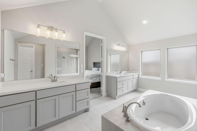 11814 Bush Tail Court, Mont Belvieu, TX 77523