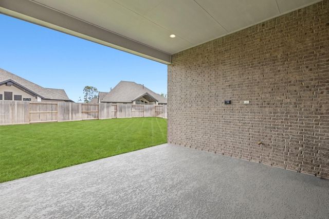 11814 Bush Tail Court, Mont Belvieu, TX 77523