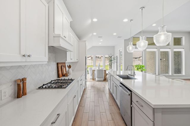 11814 Bush Tail Court, Mont Belvieu, TX 77523