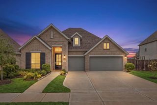 11814 Bush Tail Court, Mont Belvieu, TX 77523