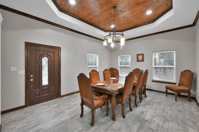 74 Percy Howard Road, Huntsville, TX 77320