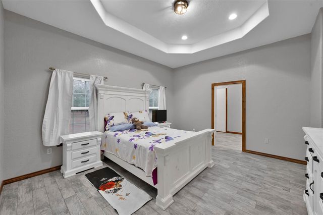 74 Percy Howard Road, Huntsville, TX 77320