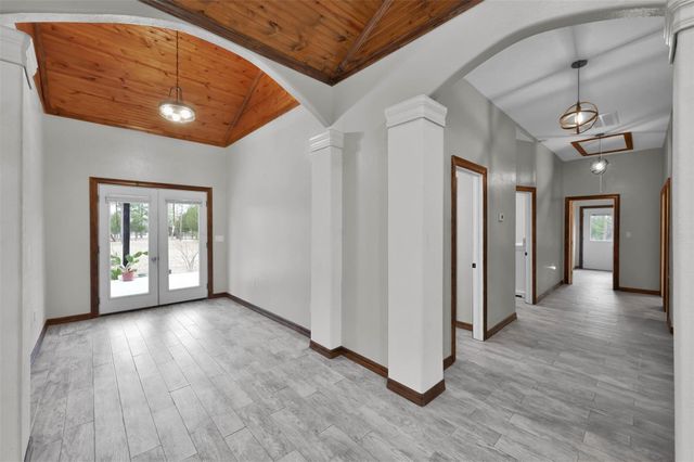 74 Percy Howard Road, Huntsville, TX 77320