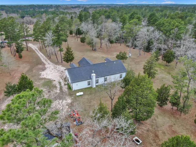 74 Percy Howard Road, Huntsville, TX 77320