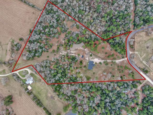 74 Percy Howard Road, Huntsville, TX 77320