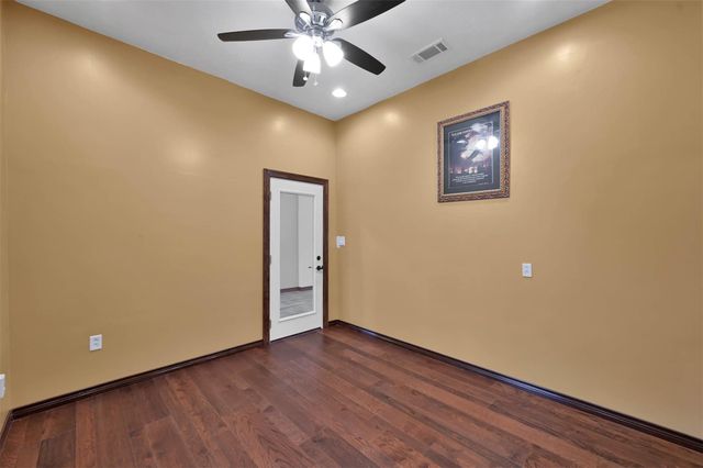 74 Percy Howard Road, Huntsville, TX 77320
