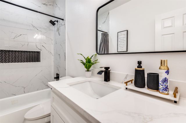 270 County Road 3501, Greenville, TX 75402