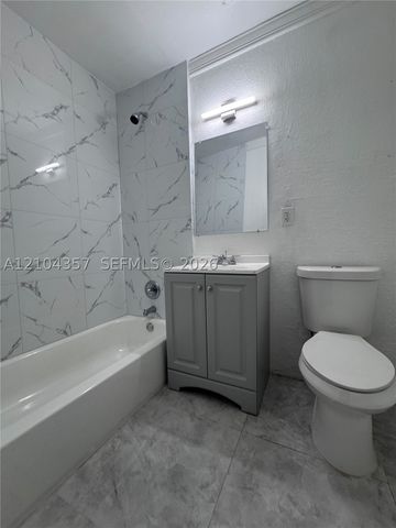 302 SW 1st Ct A, Pompano Beach, FL 33060