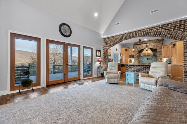 300 Skyhigh Drive, Dunlap, TN 37327