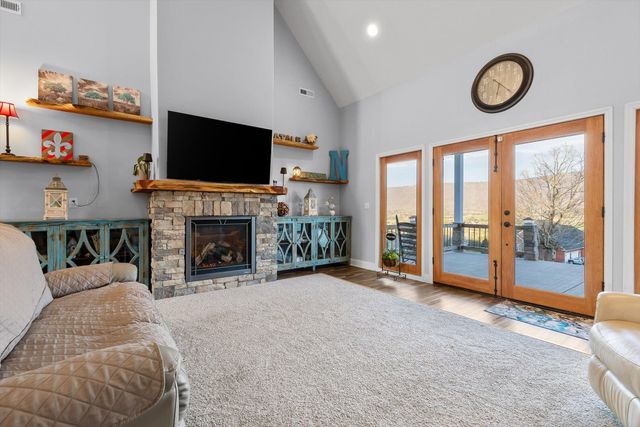 300 Skyhigh Drive, Dunlap, TN 37327