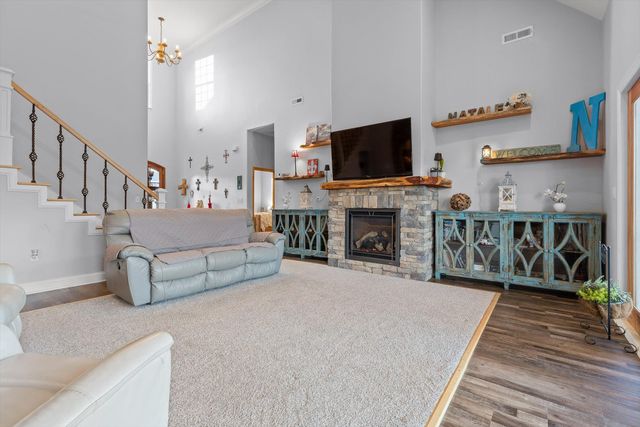 300 Skyhigh Drive, Dunlap, TN 37327
