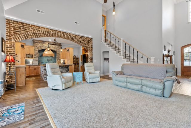 300 Skyhigh Drive, Dunlap, TN 37327