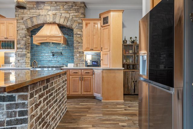 300 Skyhigh Drive, Dunlap, TN 37327