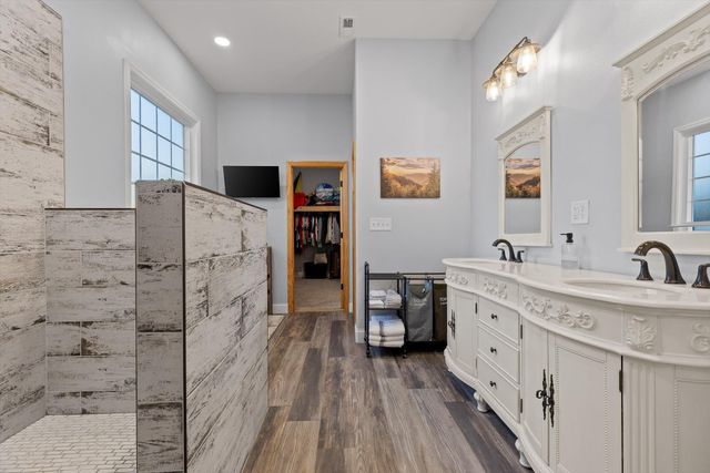 300 Skyhigh Drive, Dunlap, TN 37327