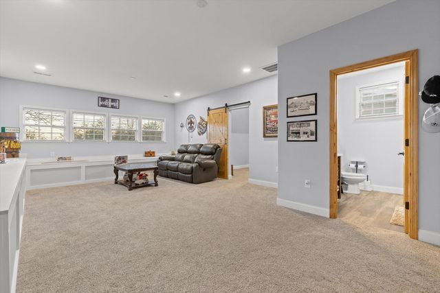 300 Skyhigh Drive, Dunlap, TN 37327