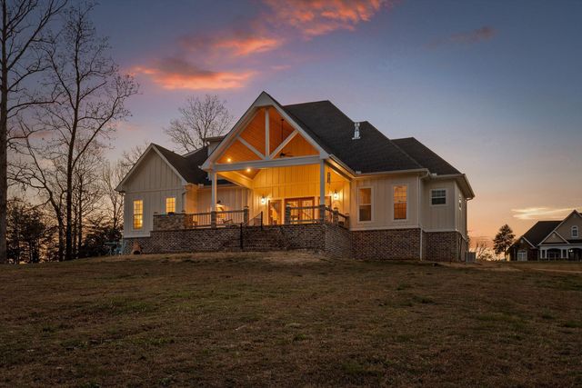 300 Skyhigh Drive, Dunlap, TN 37327
