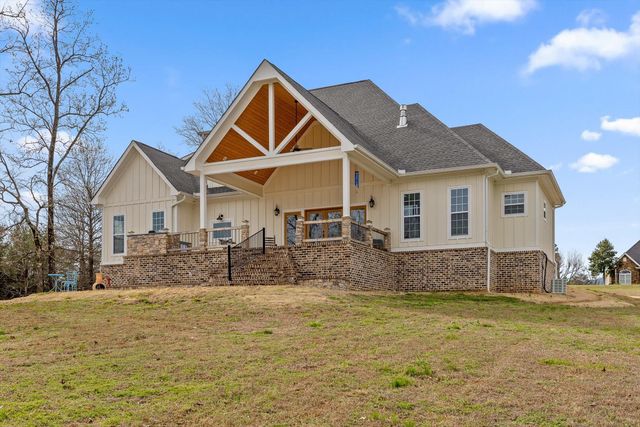 300 Skyhigh Drive, Dunlap, TN 37327