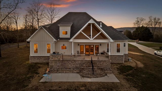 300 Skyhigh Drive, Dunlap, TN 37327