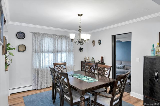 362 Easton Street, Ronkonkoma, NY 11779