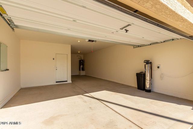 11644 W REDFIELD Road, El Mirage, AZ 85335