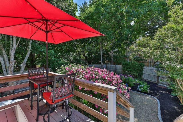 343 Bradford Street, Provincetown, MA 02657