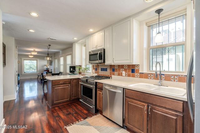 608 E 4th Street, Tucson, AZ 85705