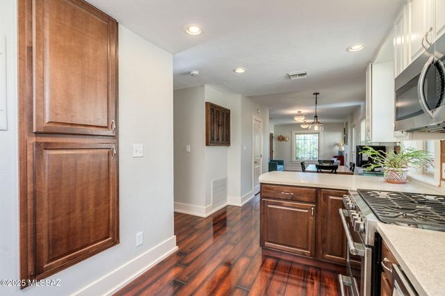 608 E 4th Street, Tucson, AZ 85705