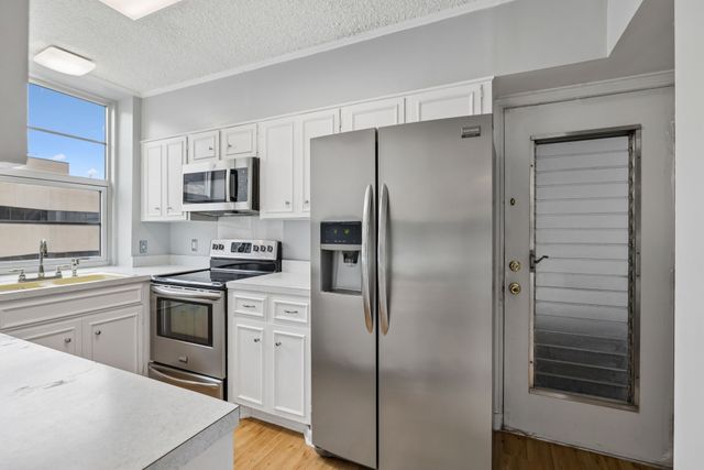 3314 West End Ave Apt 601, Nashville, TN 37203