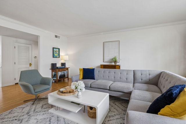 3314 West End Ave Apt 601, Nashville, TN 37203