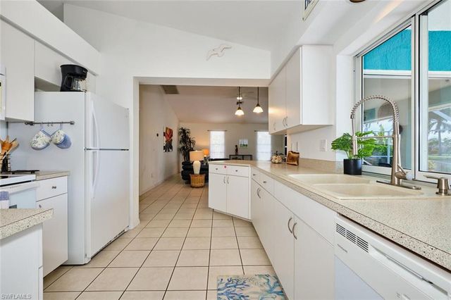 2201 SE 5th AVE, Cape Coral, FL 33990